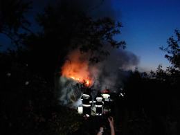 Pożar na terenie ogródków działkowych