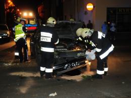 Dachowanie na ul. 1 Maja, kierowca miał 1,5 promila