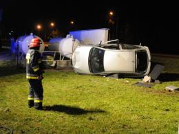 Uderzył w zbiornik z gazem i uciekł