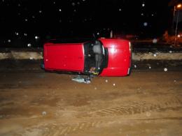 Fiat uno wypadł z remontowanej drogi, kierowca miał prawie 4 promile
