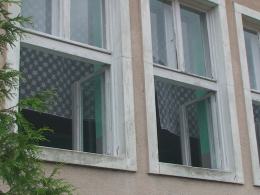 Ewakuacja szkoły w Brzegu, 24 osoby trafiły do szpitala