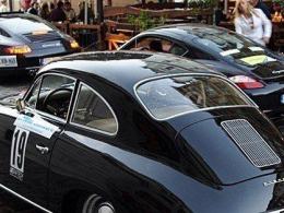 Zlot Porsche na opolskim rynku