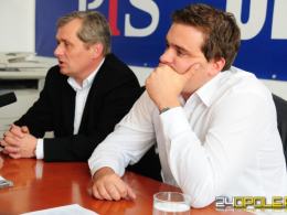 Marcin Mąkosa (z prawej) i poseł Sławomir Kłosowski.