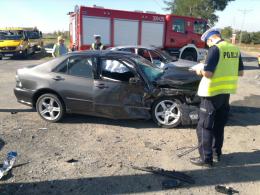 Cztery osoby ranne w zderzeniu lexusa i volvo