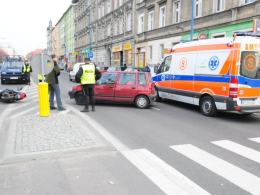 Motorowerzysta ranny po zderzeniu z samochodem