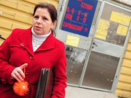 Sprawą zajęła się Państwowa Inspekcja Handlowa (na zdjęciu Anna Borecka) oraz opolski sanepid.