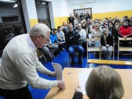Ratusz przenosi MOPS do Groszowic. Mieszkańcy protestują