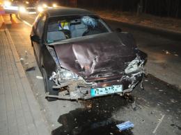 Pijany kierowca spowodował wypadek i uciekł z miejsca zdarzenia