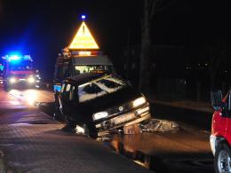 48-latek leżał na jezdni. Zginął pod kołami samochodu