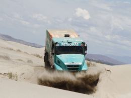 Ekipa Team de Rooy jedzie w rajdzie 840 - konnym Iveco. Rodewald jest jednym z konstruktorów tej ciężarówki.
