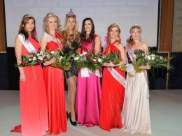 Finalistki: (od lewej) Magda Wadowska Miss Komsetyczek 2011, Angelika Plank, Miss Polonia, Agnieszka Fenning, Anna Matuk, Kalina Skwarcz.