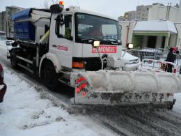 Śnieg na Opolszczyźnie. Drogowcy w gotowości