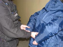 Przyłapał złodziei na kradzieży, to go pobili