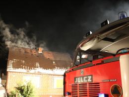 8 zastępów straży gasiło pożar w Grabczoku