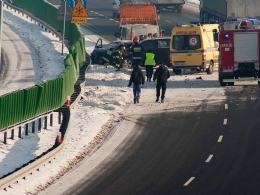 Zderzenie na autostradzie, zawiniła prędkość