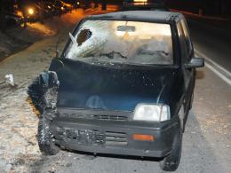 Daewoo wjechało w drzewo. Kierowca miał 1,5 promila