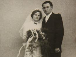 Śmietańscy na ślubnym kobiercu stanęli w 1954 roku. Poznali się 6 lat wcześniej w rodzinnej miejscowości, Toszku.