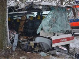 Poważny wypadek autobusu pod Brzegiem