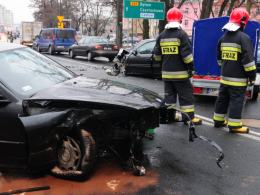 Wypadek na Placu Kazimierza, dwie osoby zostały ranne