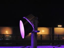 Uwaga na źle ustawione lampy przy wiadukcie na Struga