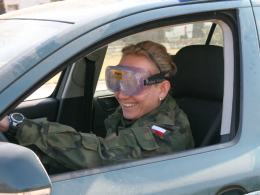 Logistycy się nie nudzą. Wczoraj strzelanie, dziś nauka jazdy