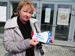 Maria Ogonowska z Opola skusiła się tylko na koncert Czerwonych Gitar i utworów Karin Stanek. - Czerwone Gitary to zespół mojej młodości - wyjaśnia kobieta.