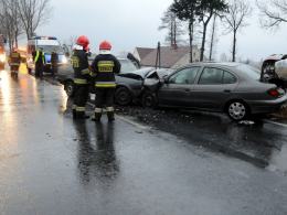 Czołowe zderzenie na trasie Opole - Zawada