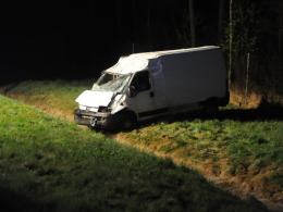 Zdarzenie na autostradzie, kierowca zasnął za kierownicą