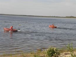 Strażacy ćwiczyli na Jeziorze Turawskim
