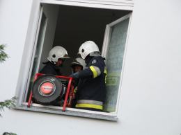 Spalona kuchenka przyczyną pożaru w Dobrzeniu Wielkim