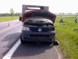 Zderzenie podczas wyprzedzania, ranny 41-letni pasażer