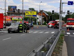 Kobieta wymusiła pierwszeństwo na skrzyżowaniu, trzy osoby ranne
