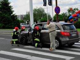 Kobieta wymusiła pierwszeństwo na skrzyżowaniu, trzy osoby ranne