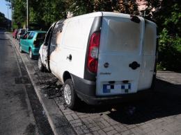 Cztery auta spłonęły w Opolu, policja zatrzymała 21-letniego mężczyznę