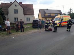 Rowerzystka potrącona przez busa walczy o życie