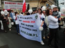 Tłumy na opolskim „Marszu dla życia i rodziny”