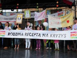 Tłumy na opolskim „Marszu dla życia i rodziny”