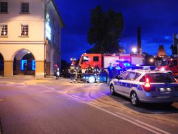 Pijany kierowca wjechał w filar budynku