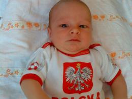 2 - tygodniowy kibic reprezentacji Polski. Zdjęcie nadesłał Janusz Cajs.