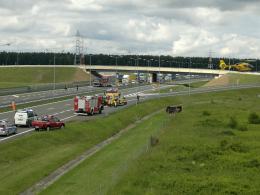 Na czas lądowania śmigłowca ratowniczego ruch na autostradzie całkowicie wstrzymano.
