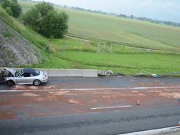 Porsche carrera roztrzaskało się na autostradzie