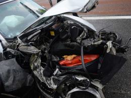 Porsche carrera roztrzaskało się na autostradzie