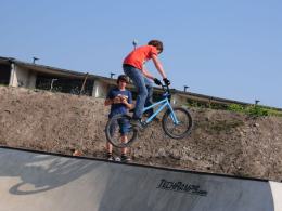Skatepark jeszcze nie otwarty, a już oblegany