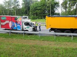 Kierowca dostawczego auta zginął na autostradzie