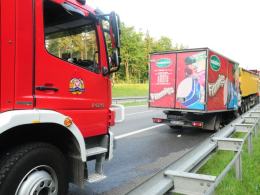 Kierowca dostawczego auta zginął na autostradzie