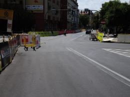 Jedni skracają czas pracy, inni się denerwują
