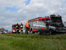 Zapalił się samochód, jadący autostradą