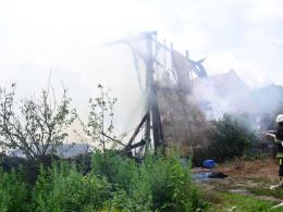 30 ton siana i słomy poszło z dymem