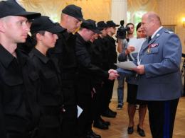 42 nowych policjantów w opolskim garnizonie