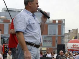 Gościem imprezy jest Grzegorz Stasiak - instruktor nauki jazdy, znany z telewizji.